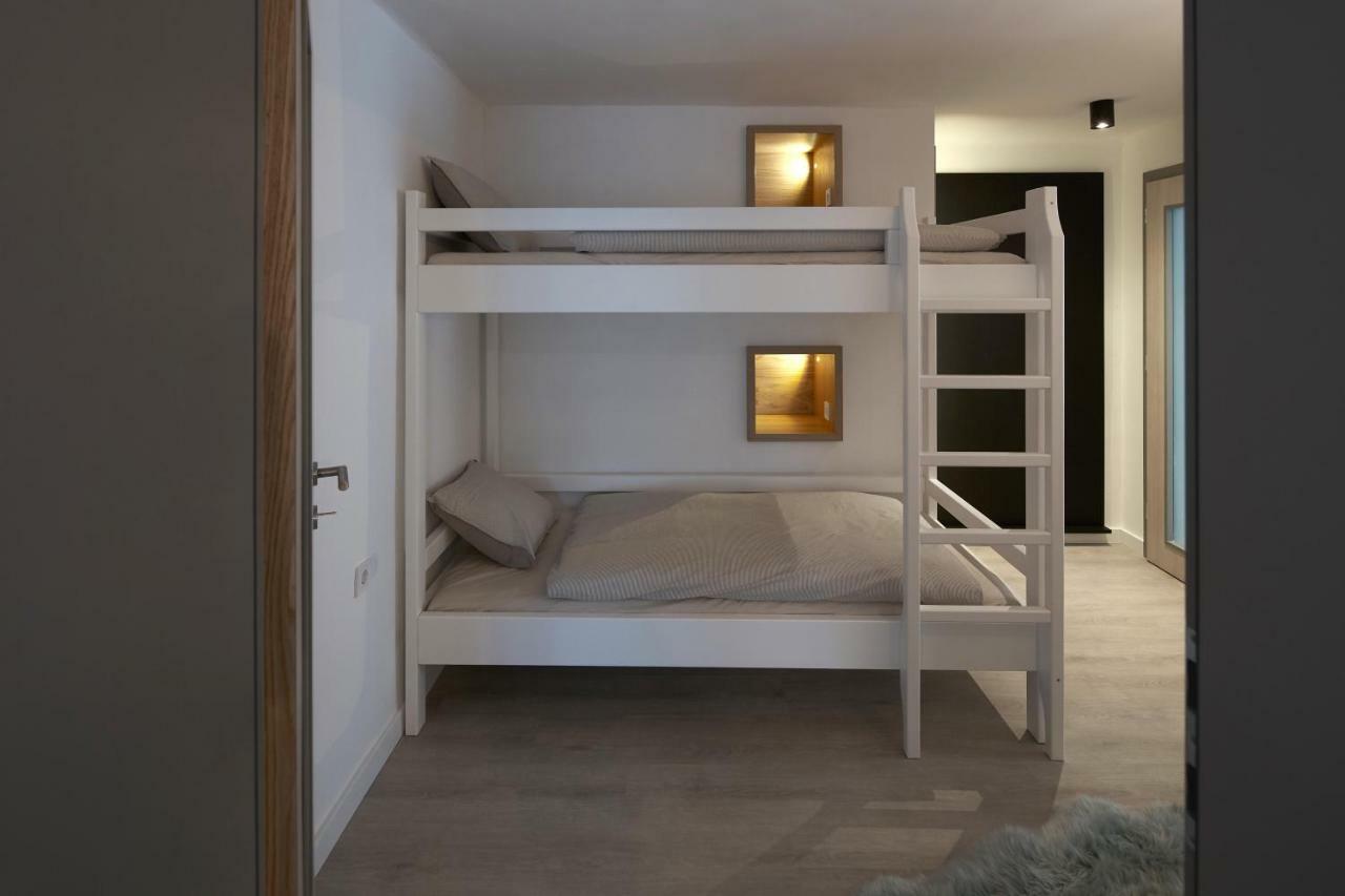 7Domb Apartman Komlo Екстер'єр фото