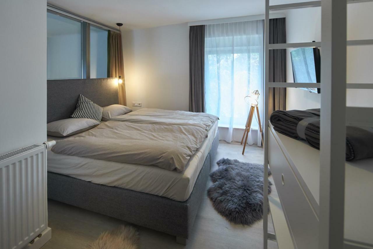 7Domb Apartman Komlo Екстер'єр фото